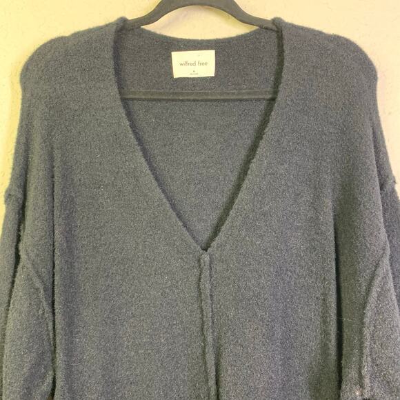 ARITZIA WILFRED FREE Sweater Black Medium Super Soft Very Oversized‎ Cozy - Picture 4 of 12